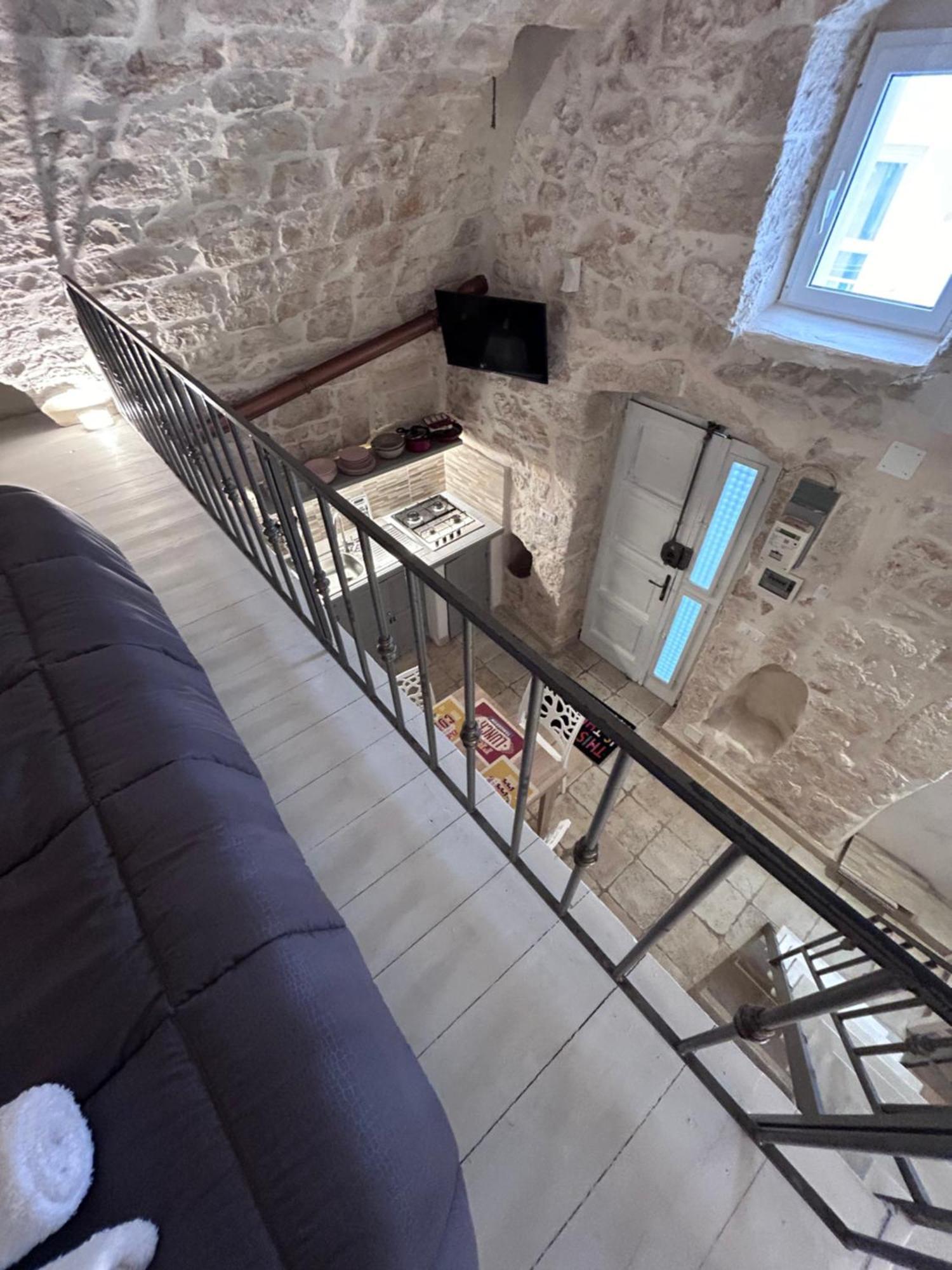 La 13 Guest House 奥斯图尼 外观 照片